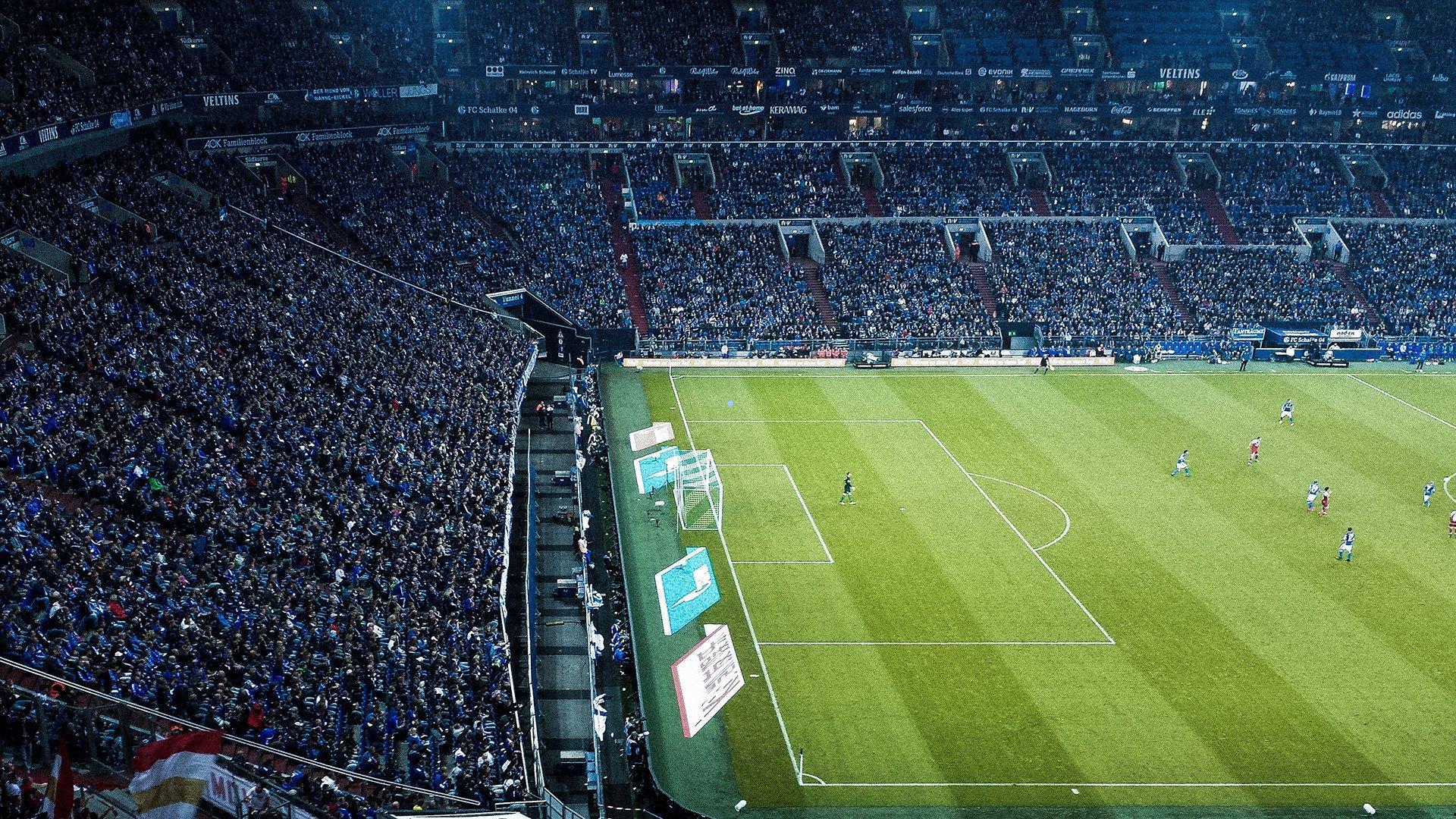 众志成城！皇马全力复制巴萨逆袭奇迹，联赛夺冠轨迹再现？