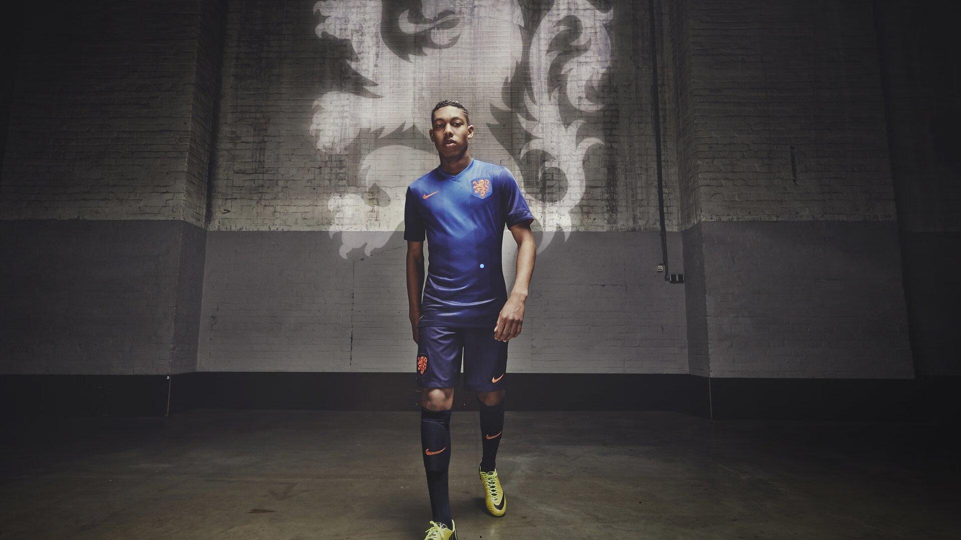 金州勇士关键时刻崩盘谜团终被破解，深层原因浮出水面